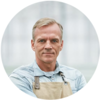 Klaus, 55
