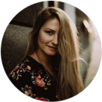 Anja, 34